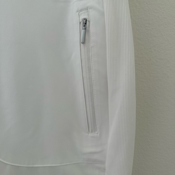 Chico's Zenergy Alabaster Pants - Picture 5 of 10